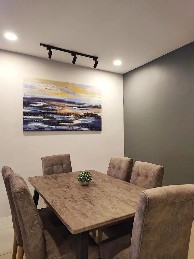 7&9 Manhattan Condominium Ipoh 0*,